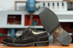 Dorobienie zelówek męskich Vibram — grubość 3 mm kolor czarny